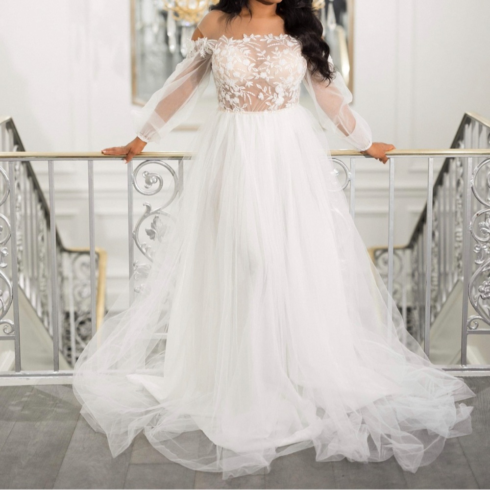 Bridal dress (robe)